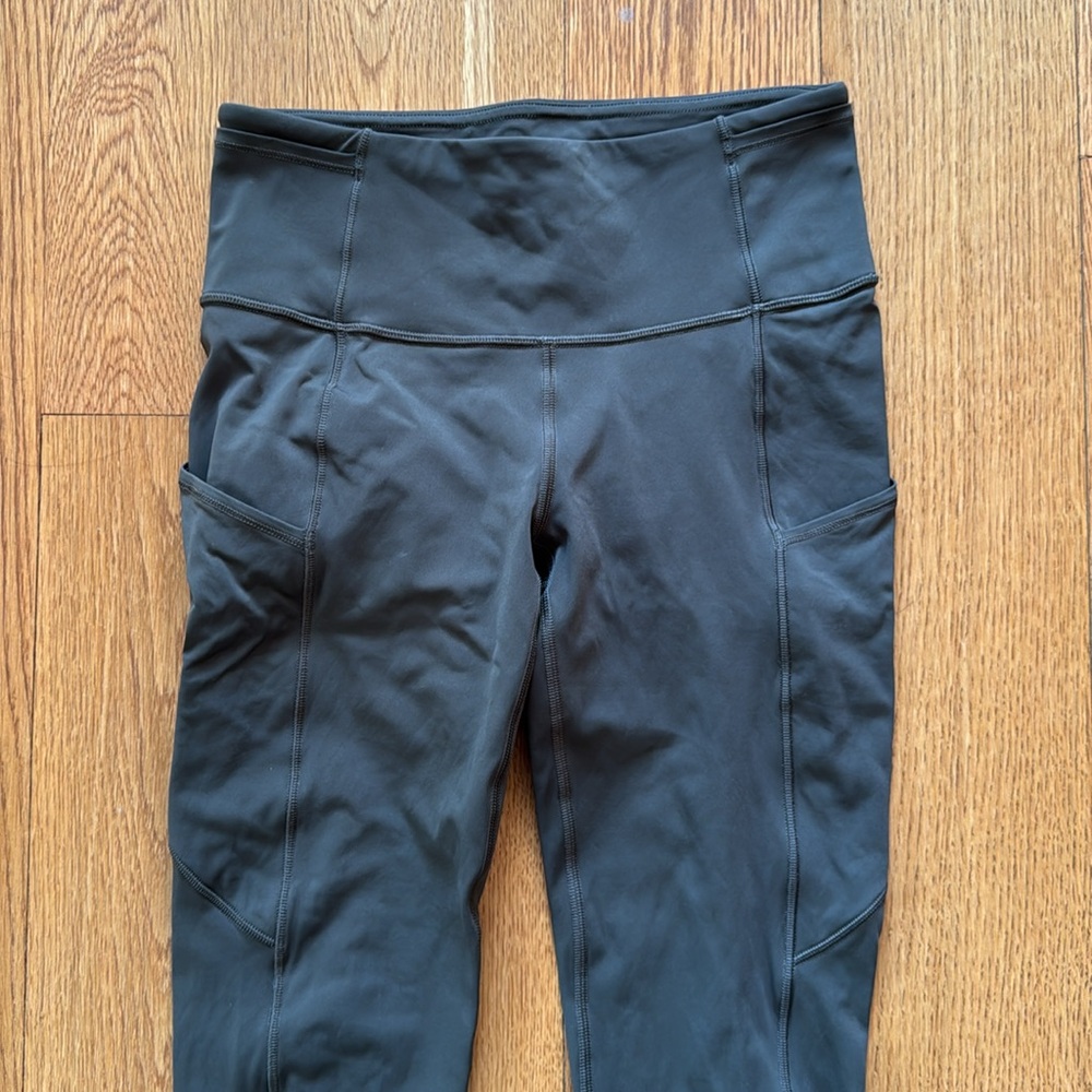 Lululemon Fast and Free 7/8 Running Tights Size 4 - Picture 4 of 8